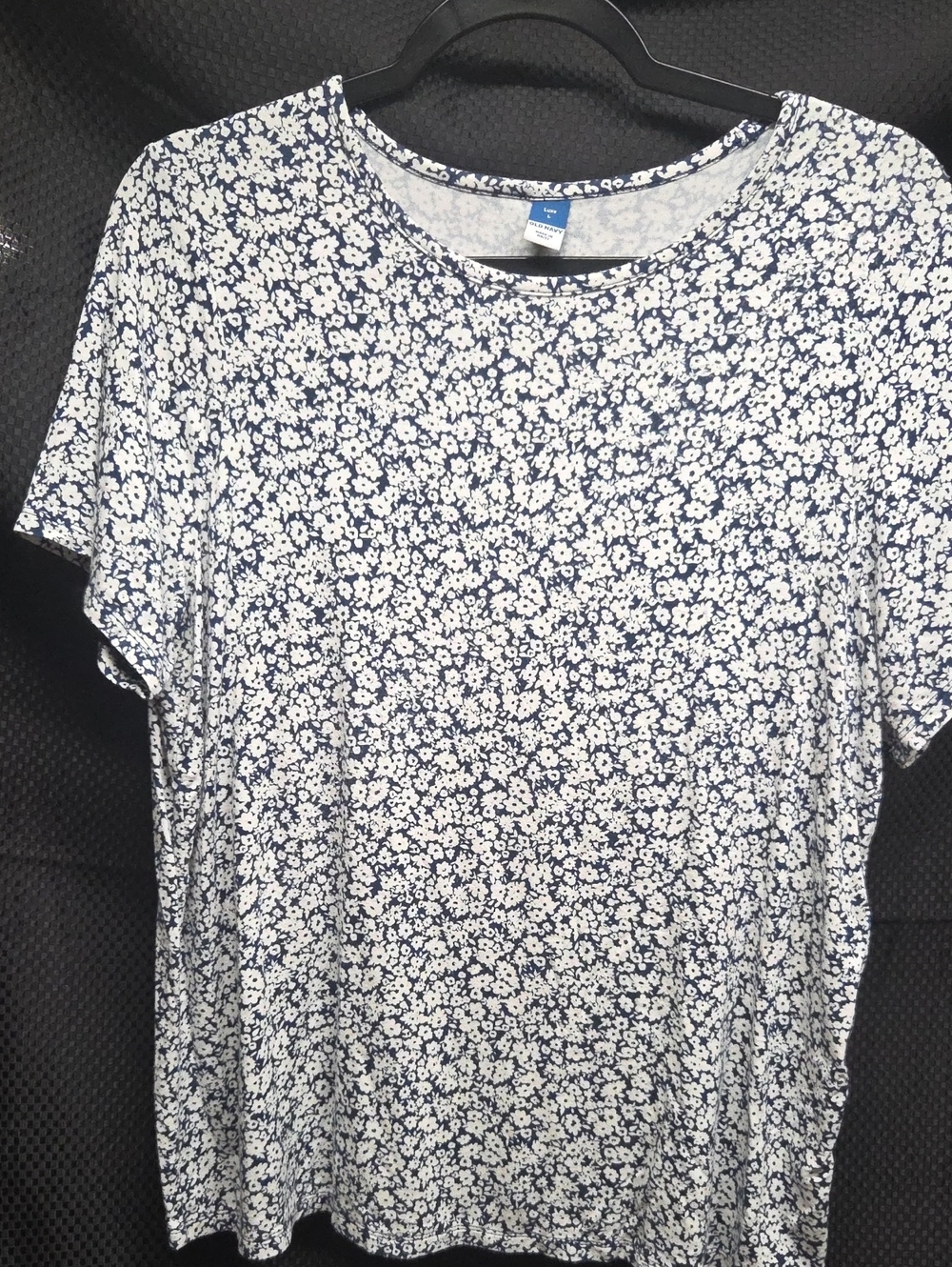 Women’s Old Navy Luxe Floral Short Sleeve Tee